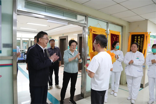 1.webp.jpg 1.webp.jpg