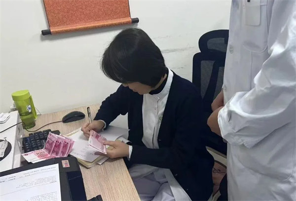 2.webp.jpg 2.webp.jpg