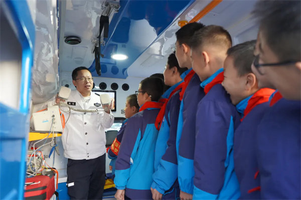 3.webp.jpg 3.webp.jpg